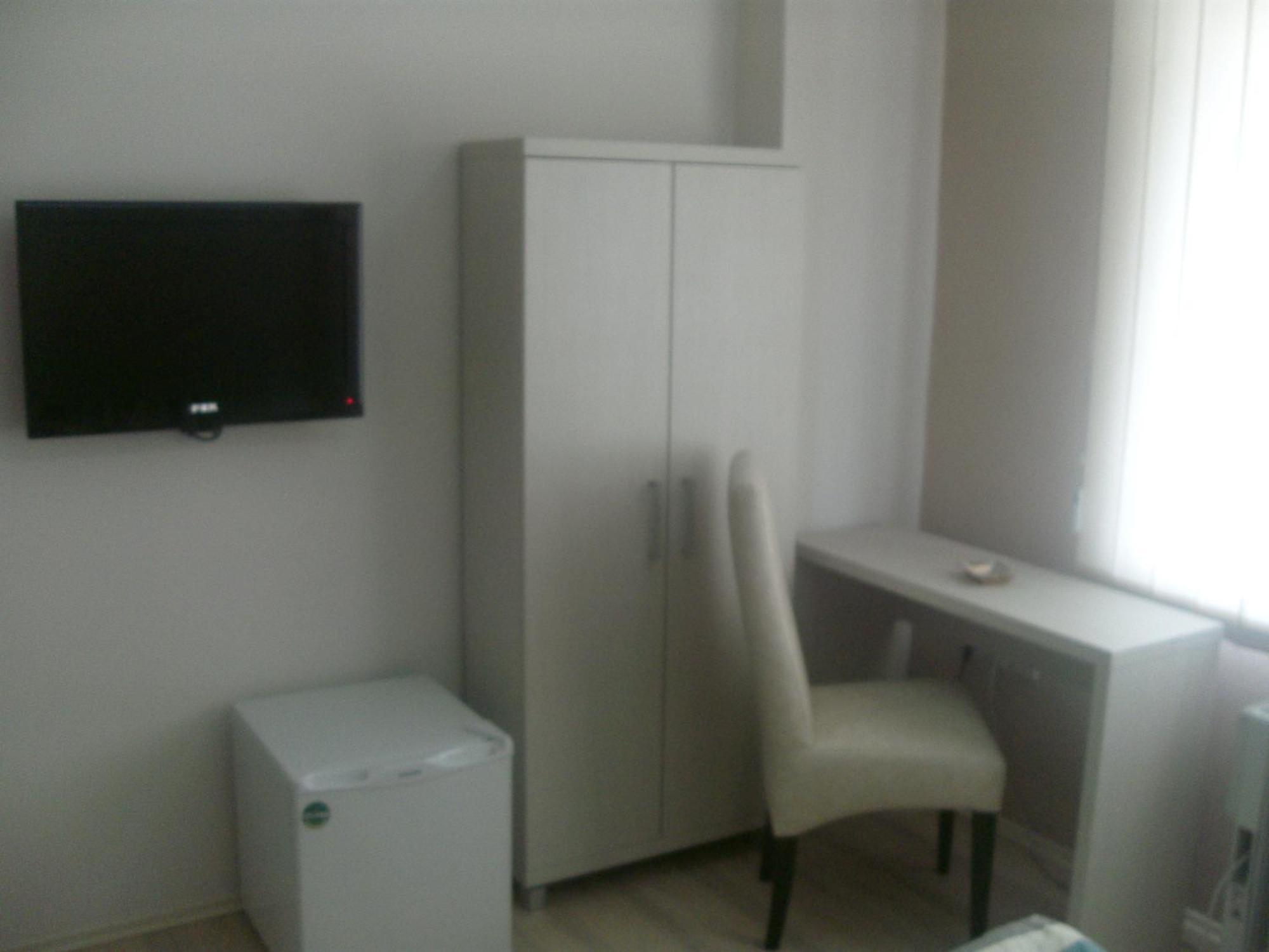 Linda Bed And Breakfast Ниш Екстер'єр фото