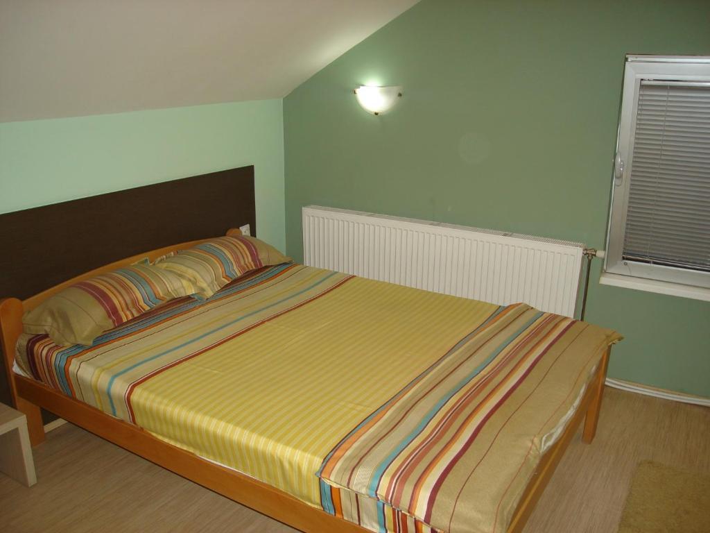 Linda Bed And Breakfast Ниш Екстер'єр фото